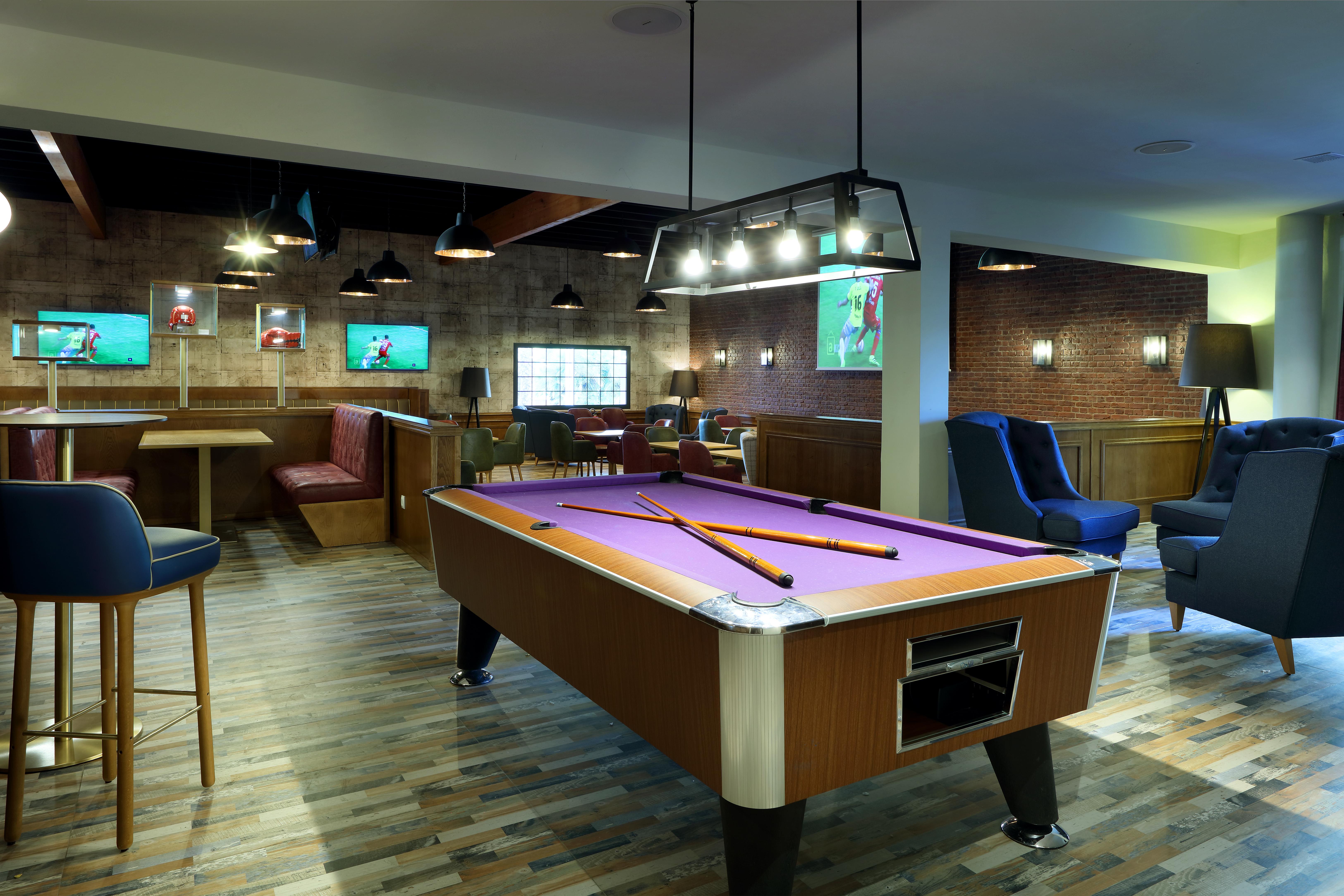 그랜드 파야디움 팰리스 이비사 호텔 플라야 덴 보사 외부 사진 The Sports Bar